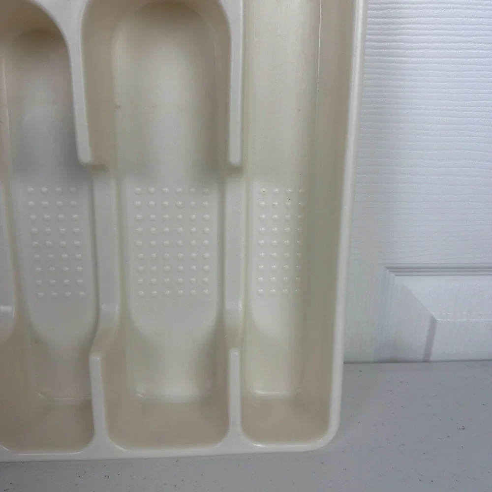 Rubbermaid Cutlery Silverware Holder Tray Ivory Plastic 6 Slot 2925 Vintage